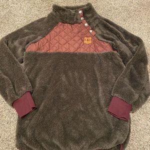 Alaska Chicks Large Sweatshirt NEW